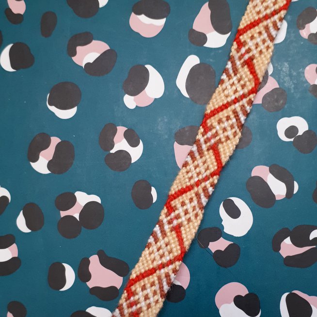 Normal pattern #9744 | BraceletBook