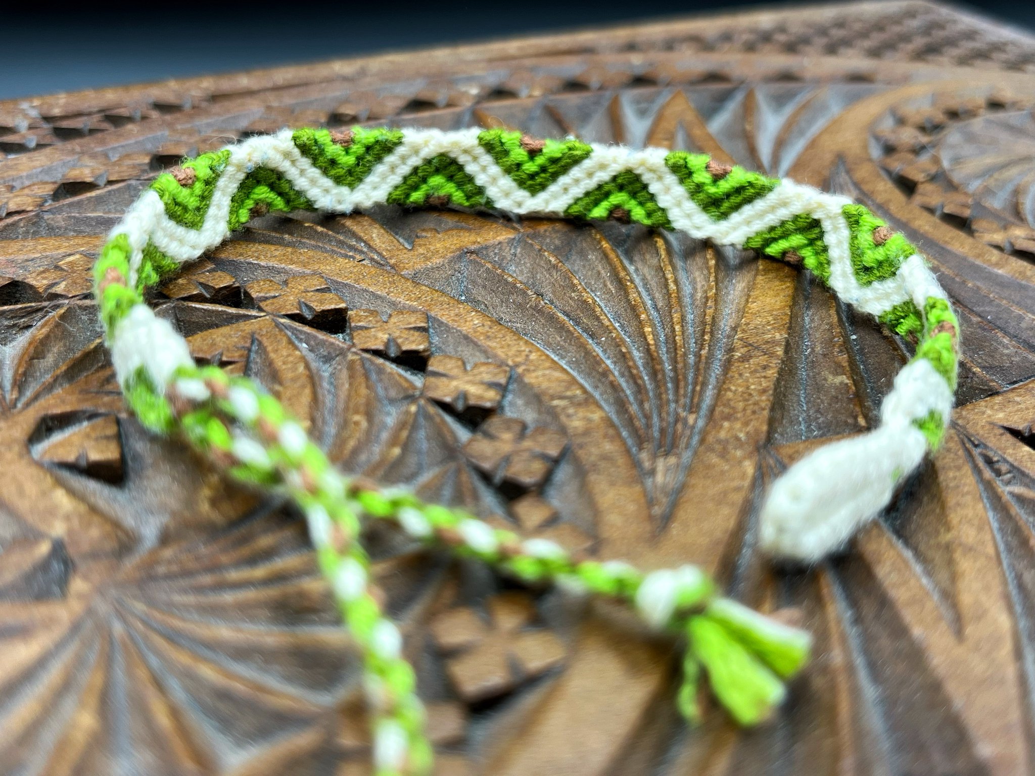 These are a few of my favorite things: #34 – Getting Knotty with Macramé |  Robyn Spady's Blog