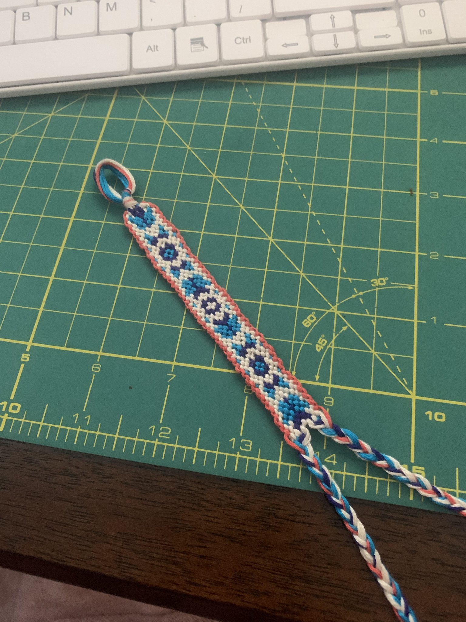 Normal pattern #156607 | BraceletBook