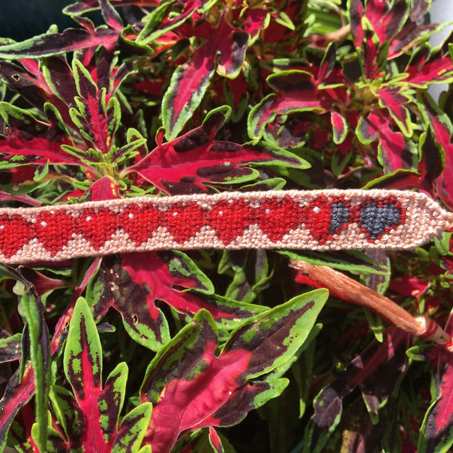 alpha-pattern-140400-braceletbook