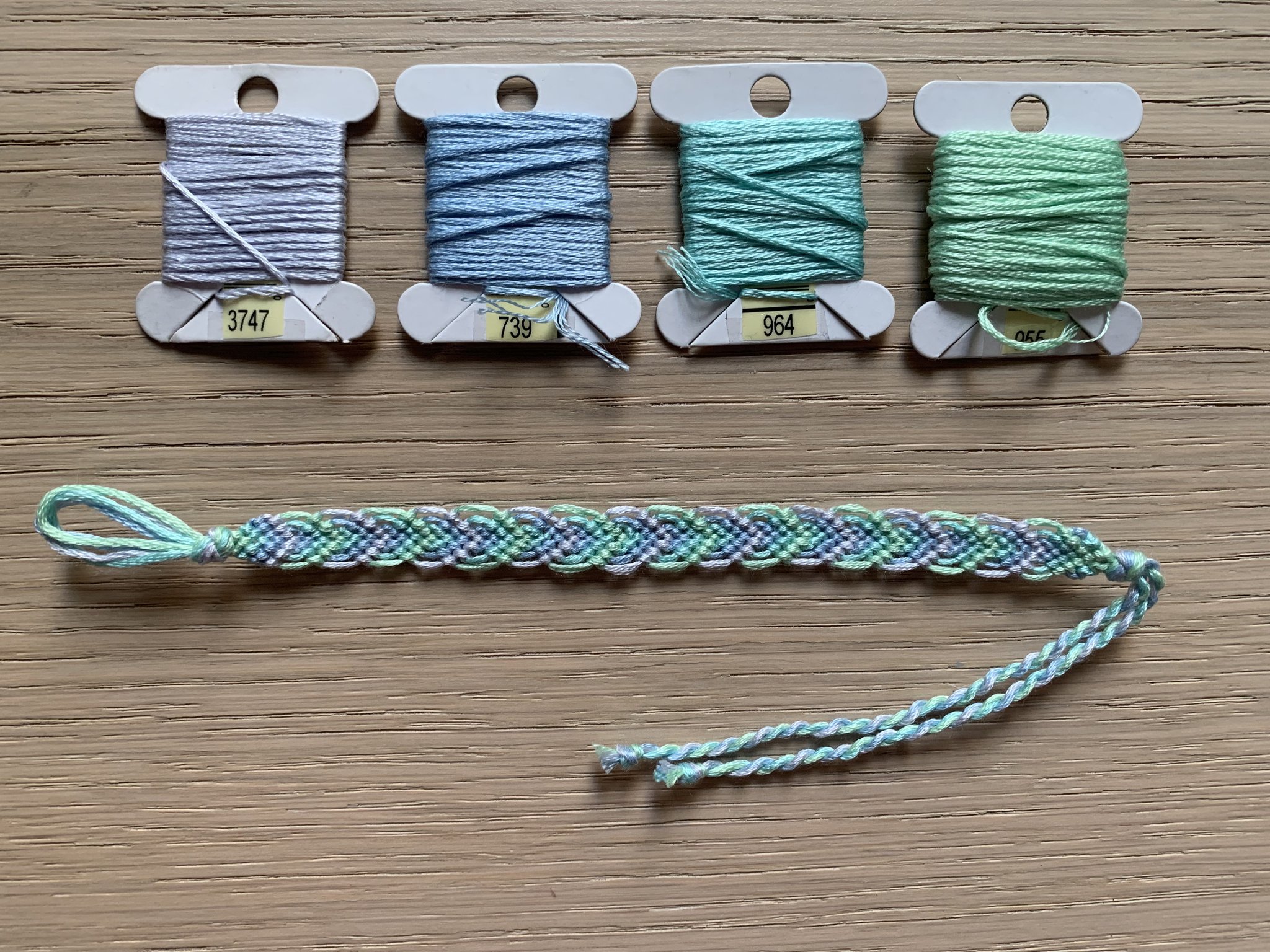 Normal pattern #14708 | BraceletBook