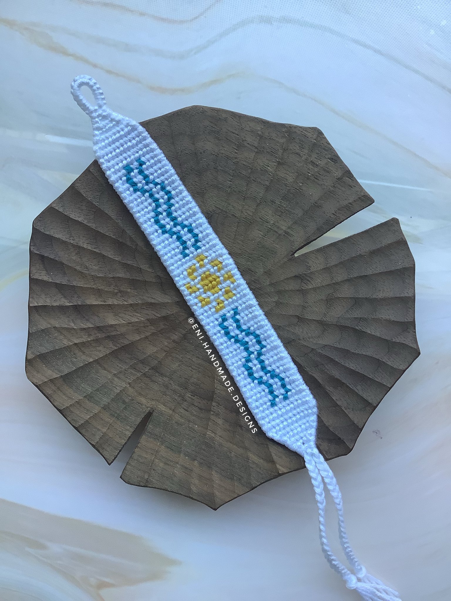 アンセムページ Alpha pattern #149947 | BraceletBook