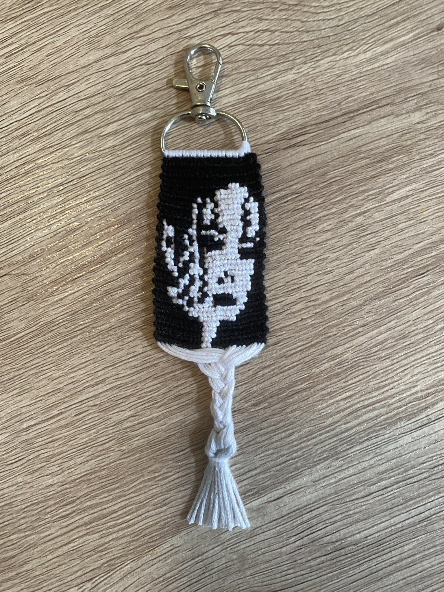 しろいあくまページ Alpha pattern #156634 | BraceletBook