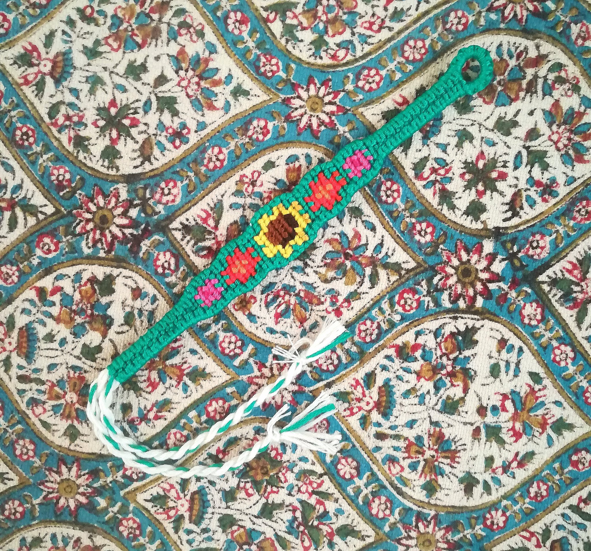 Alpha pattern #126896 | BraceletBook