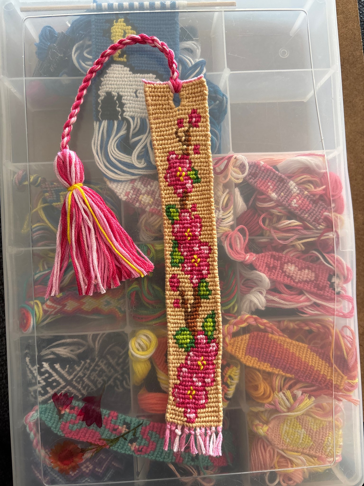 Alpha pattern #99018 | BraceletBook