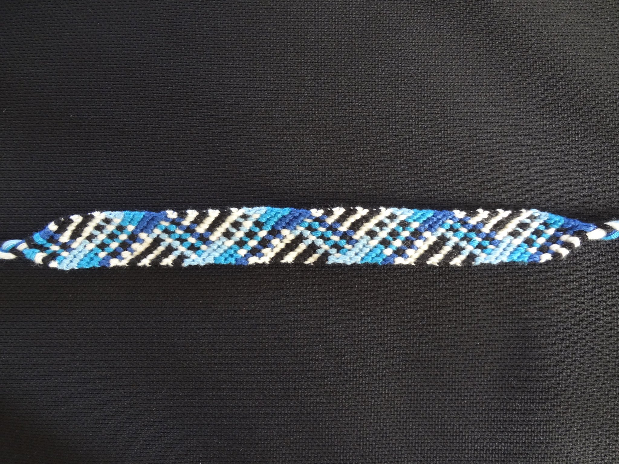 新製品情報も満載 pattern Normal #139095 BraceletBook | アイシャドウ