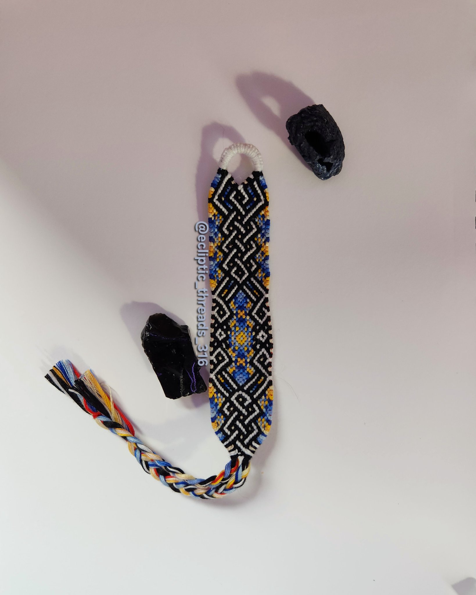 超人気新品 pattern Normal #183895 BraceletBook | アイシャドウ