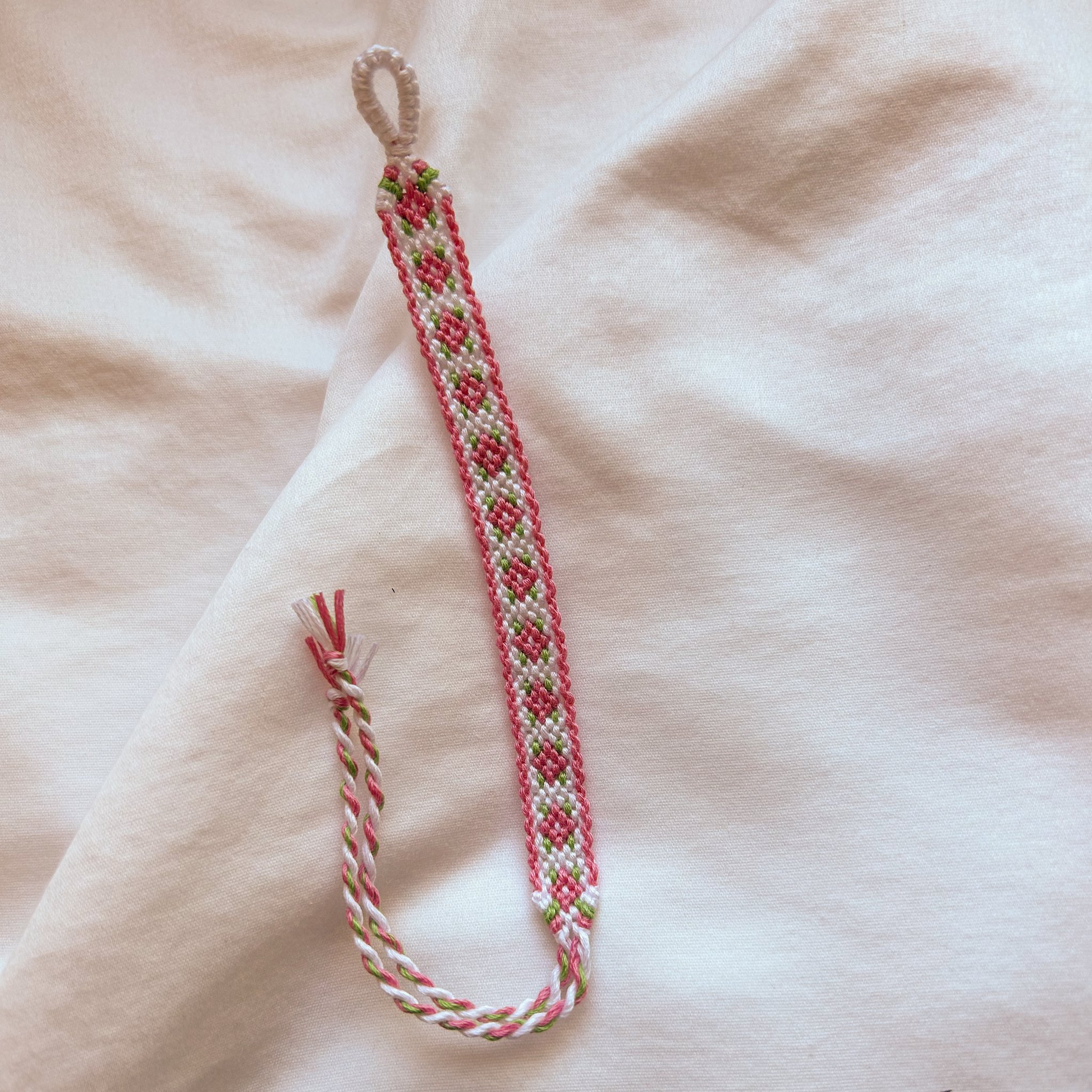 Normal pattern #6368 | BraceletBook