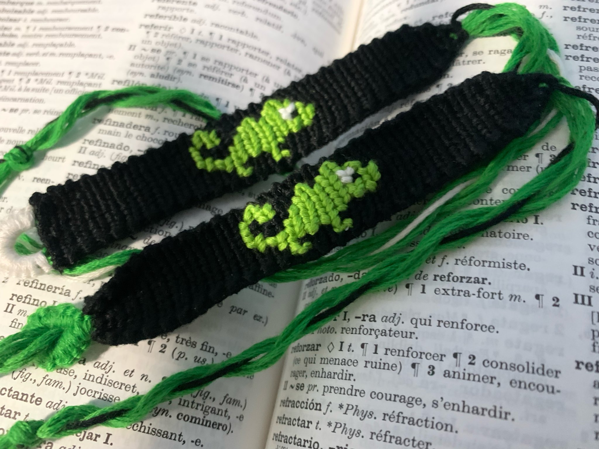 Alpha pattern #21683 | BraceletBook