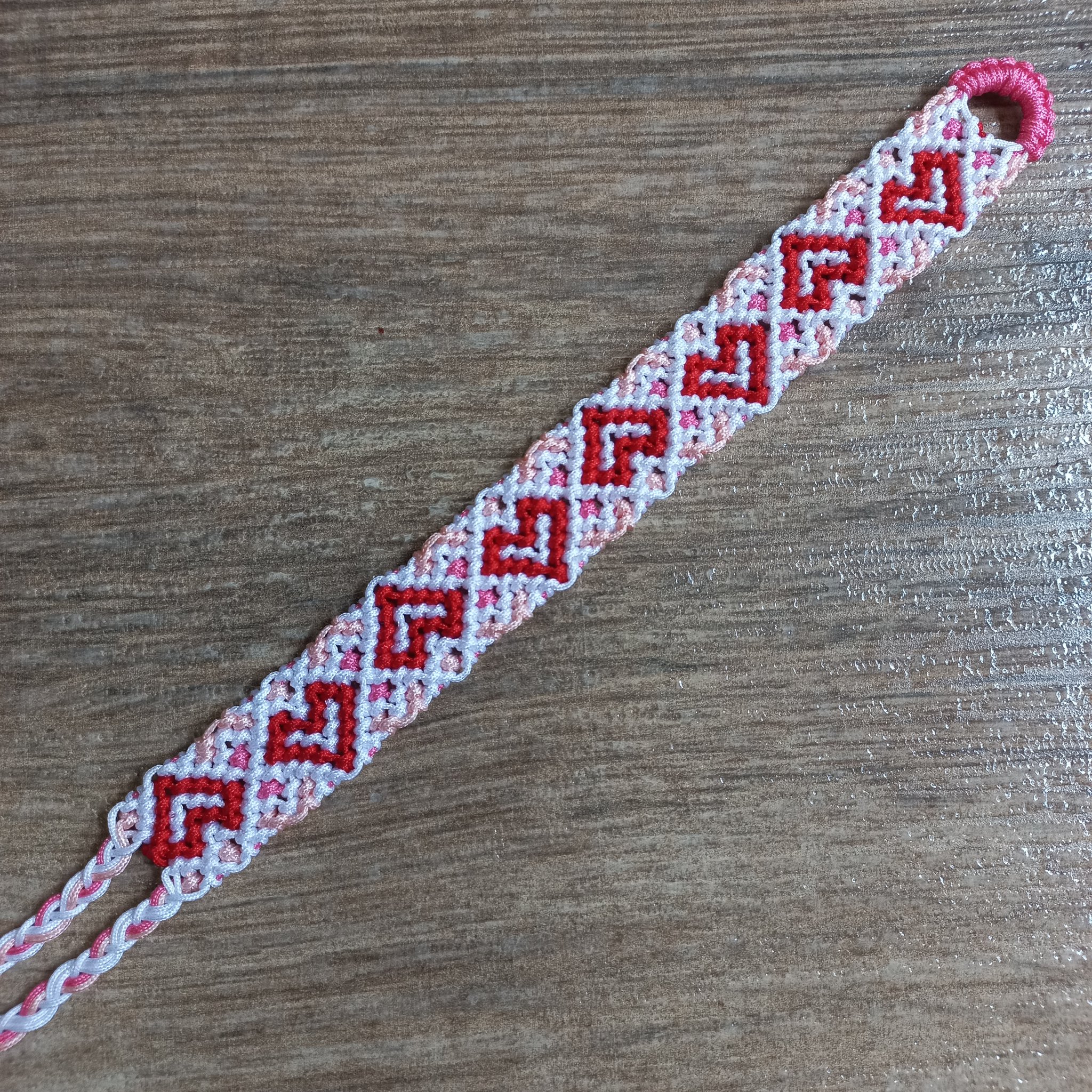 ニックページ Alpha pattern #174452 | BraceletBook