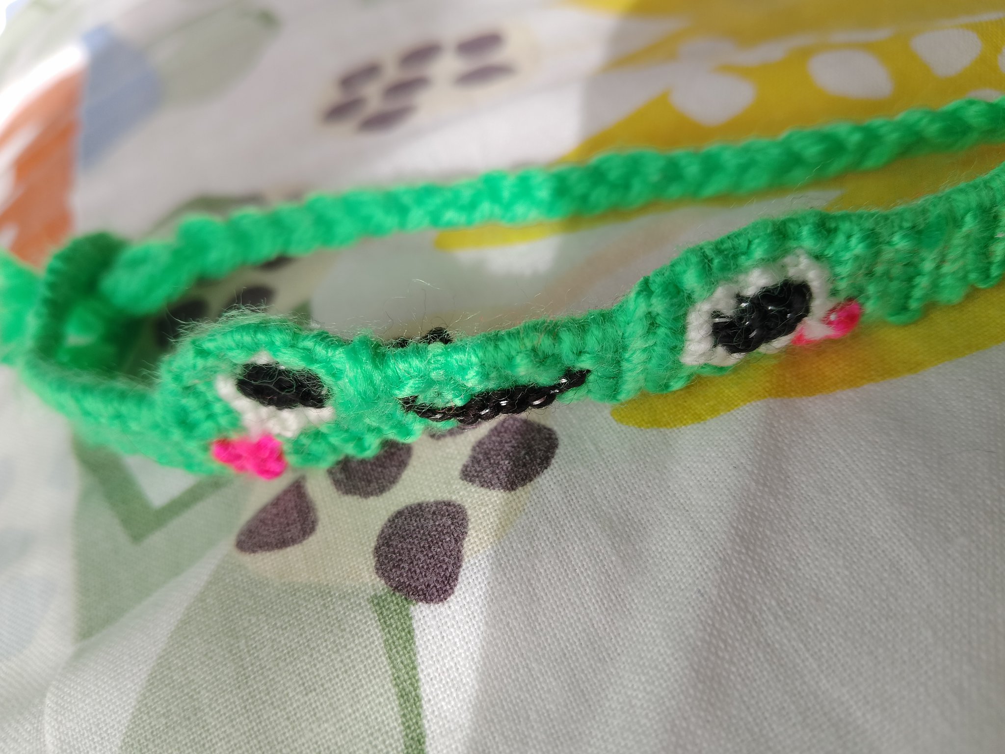 品良く着こなすため Alpha BraceletBook | #126227 pattern ピンズ・ピンバッジ・缶バッジ