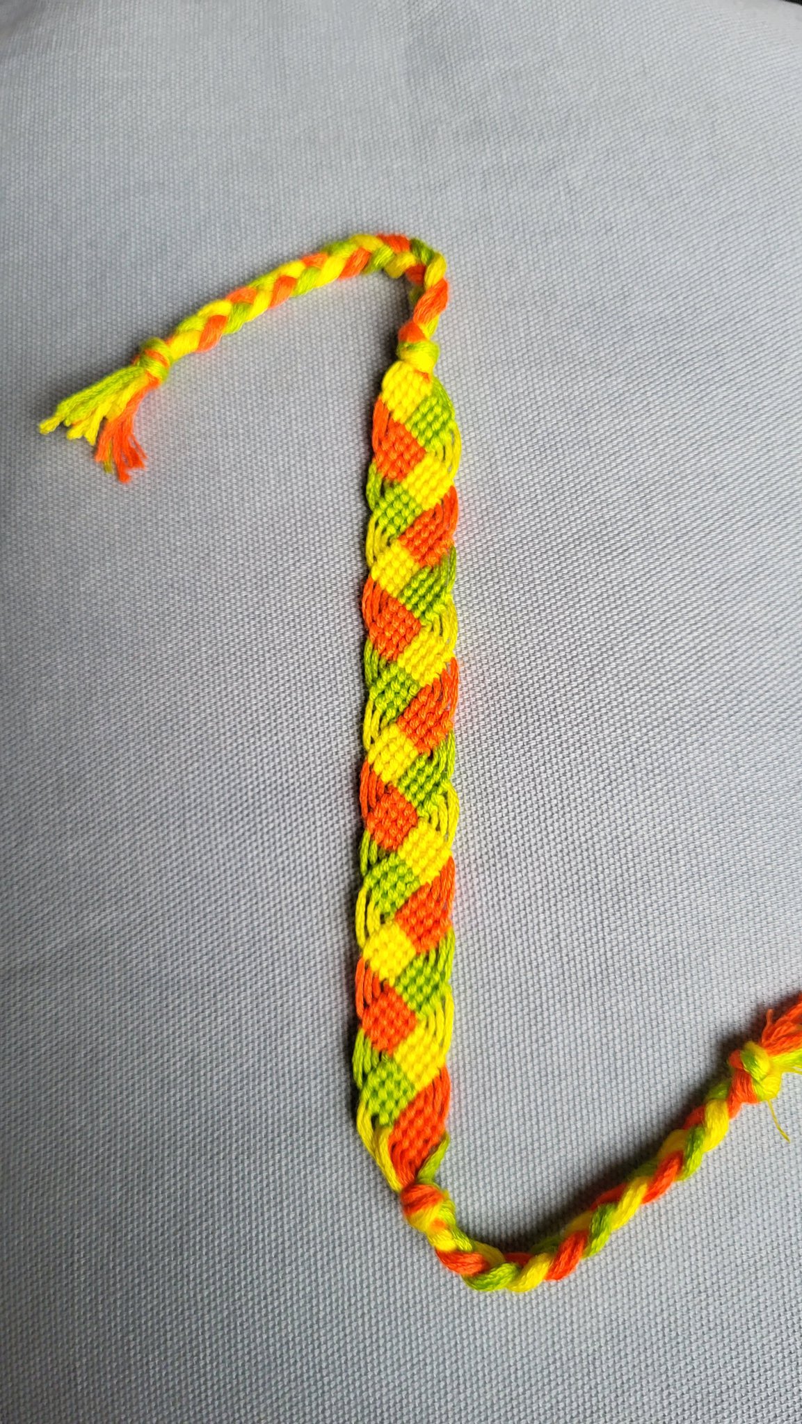 Normal pattern #14689 | BraceletBook