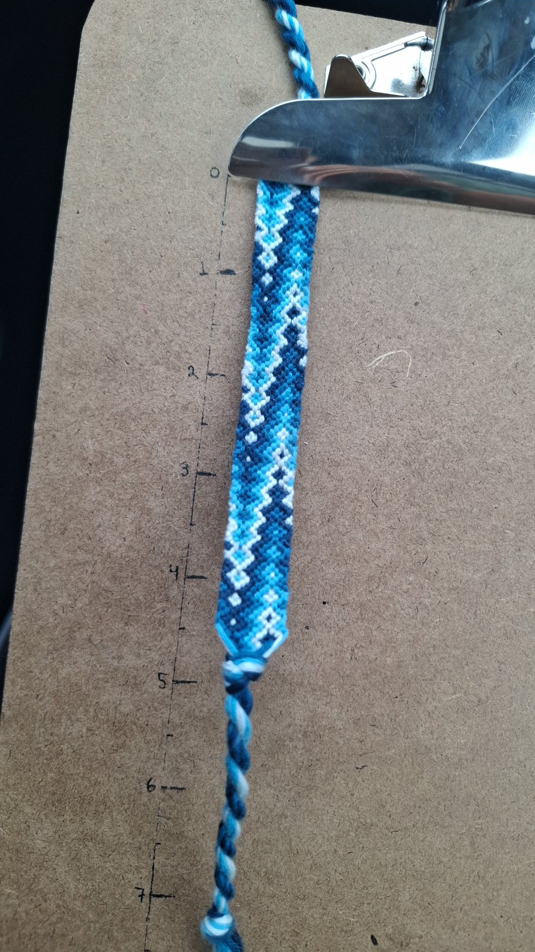 Normal pattern #24719 | BraceletBook