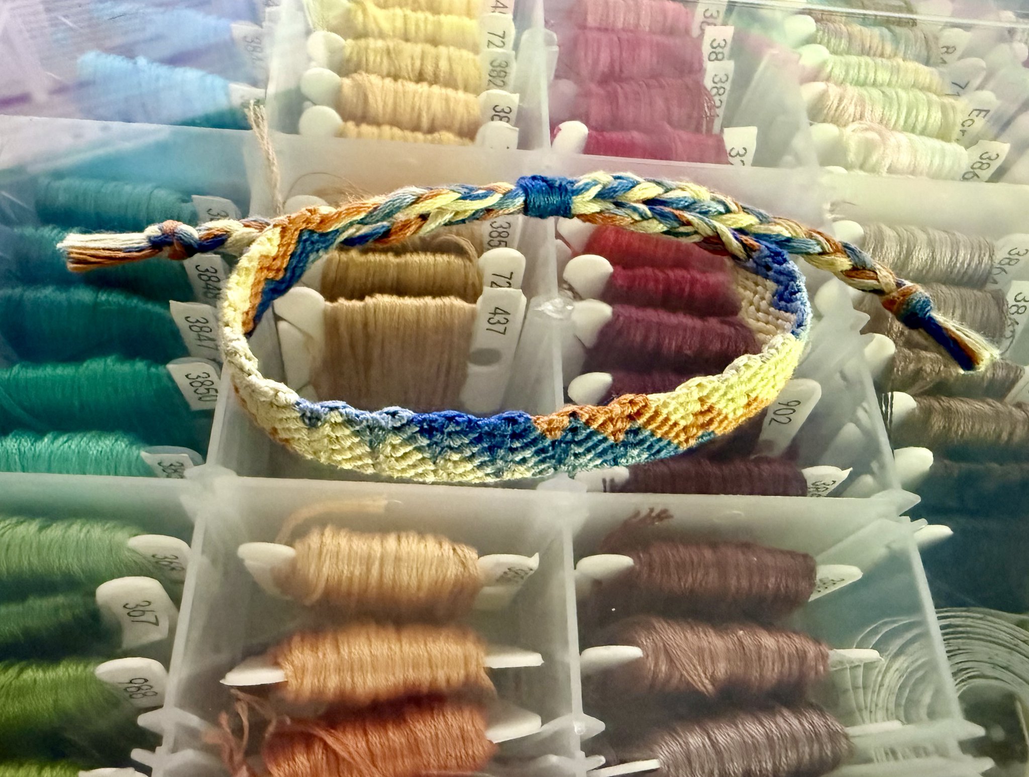 Normal pattern #17491 | BraceletBook