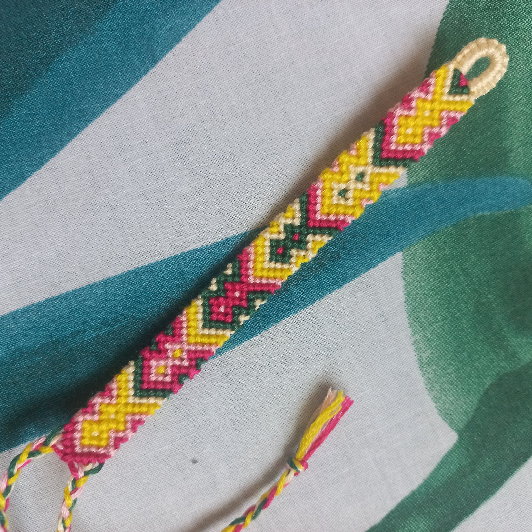 Normal pattern #125594 | BraceletBook