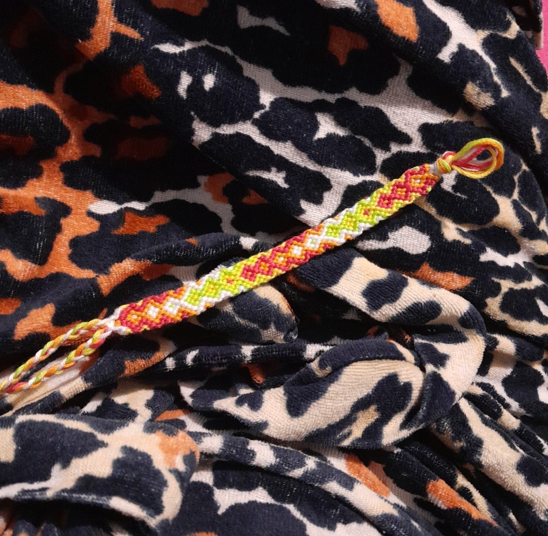 Normal pattern #133494 variation #277688 | BraceletBook