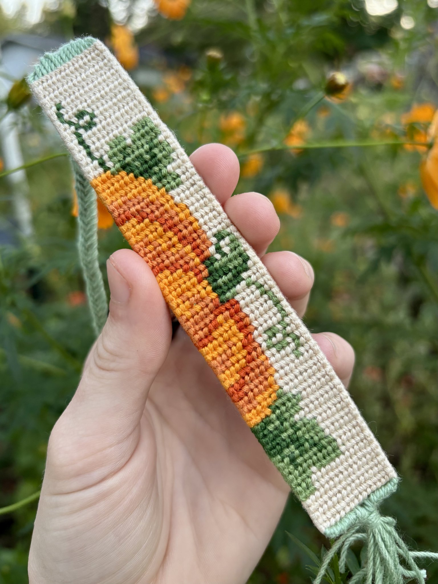 Alpha pattern #105968 | BraceletBook