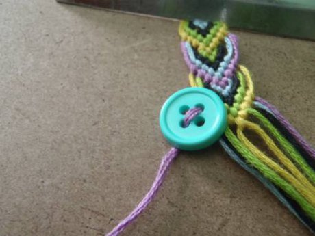 Ending bracelets with a button