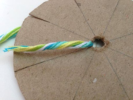 How to make the woven or kumihimo bracelet