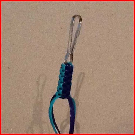 How to make a square knot boondoggle