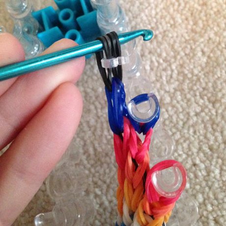 How to Make a Rainbow Loom Bracelet from an Alpha - Step 16