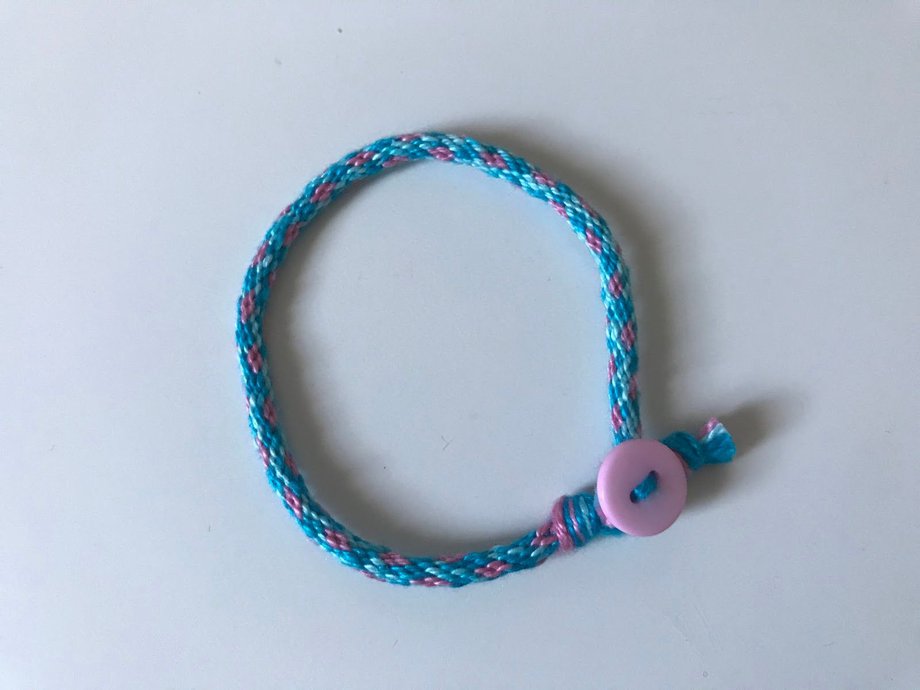 How To Make a Bracelet With a Bracelet Wheel tutorial BraceletBook