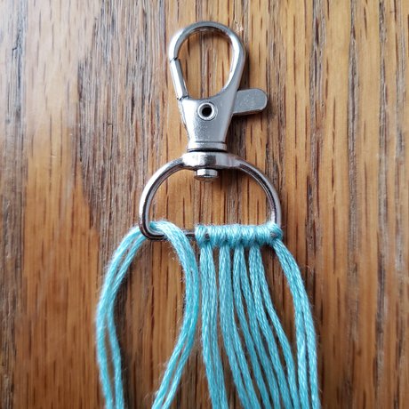 Shaped Keychain Tutorial - Odd Number of Base Threads