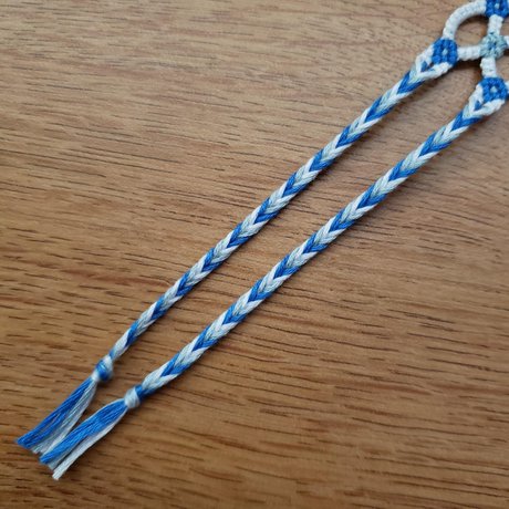 Double Daisy Chain Bracelet