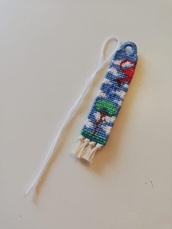 How To Make a Tassel On Your Bookmark! - Step 1