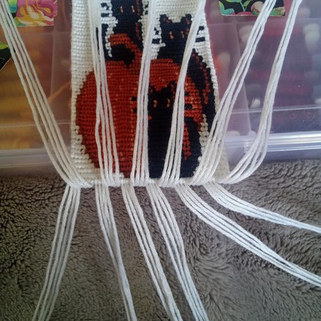 Macrame endings for alpha wallhangings & keychains - Step 2