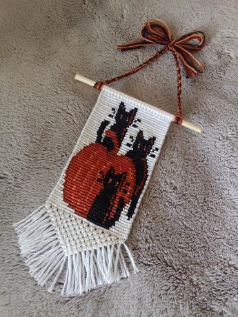 Macrame endings for alpha wallhangings & keychains - Step 8