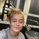 carlyswan