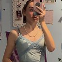 capucine18